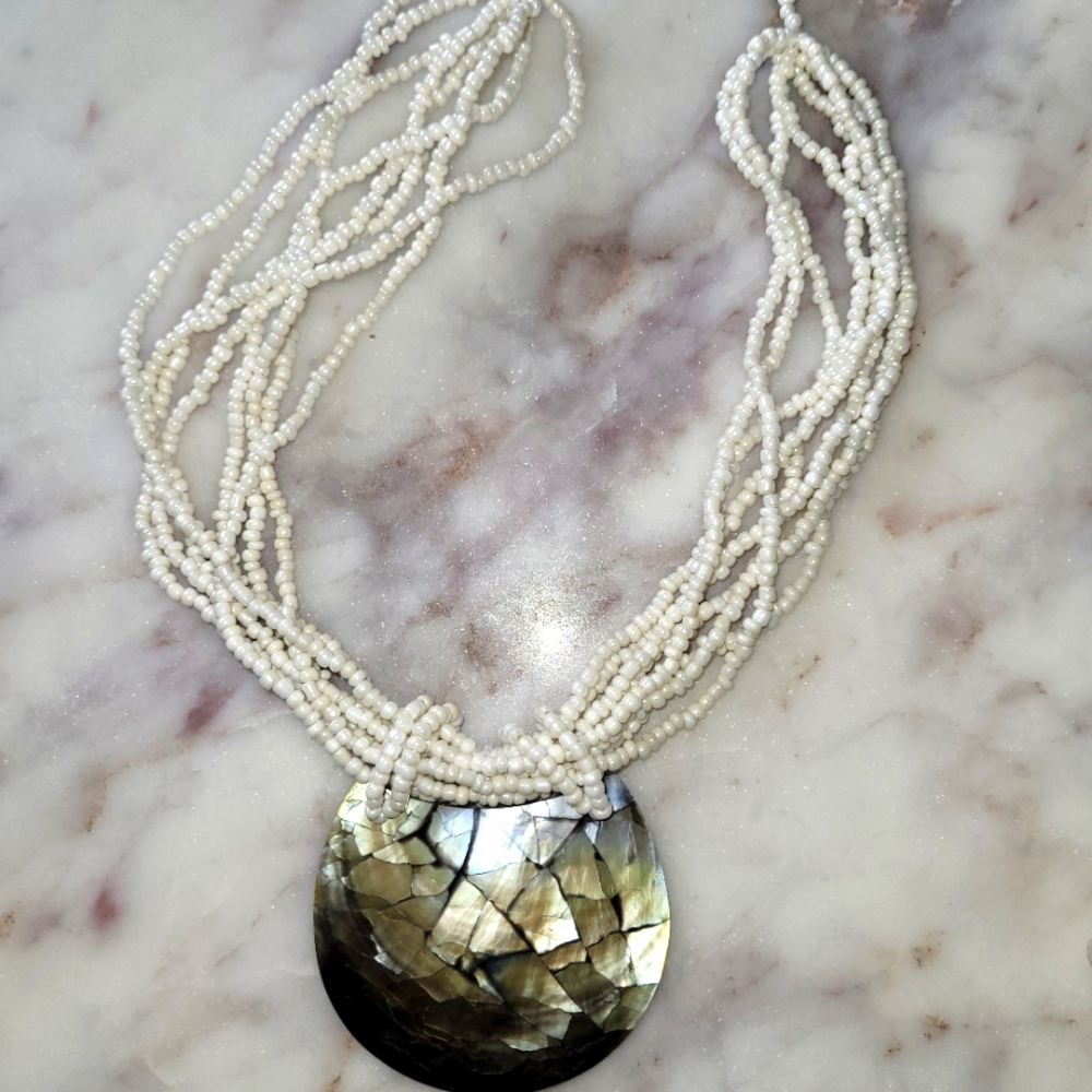 Summer shell necklace